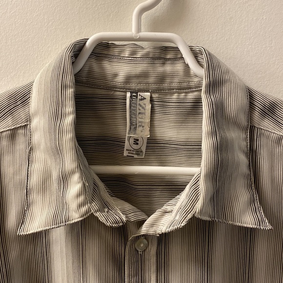 Short sleeve button shirt - Picture 2 of 3